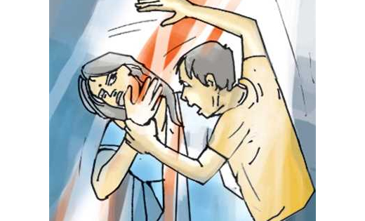 बसना : खेत में जुताई करने से मना करने की बात को लेकर महिला क... - CG Sandesh