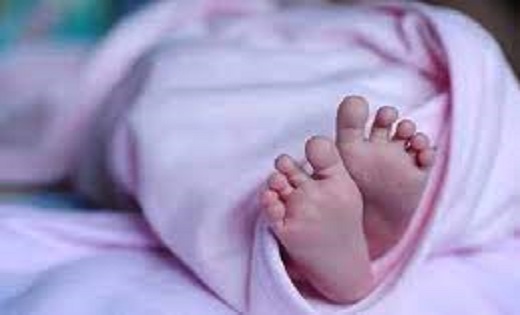 कुएं में महिला ने तीन बच्चों को फेंका...दो बच्चों की मौत - CG Sandesh