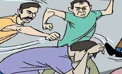 बसना : चार लोगों ने मिलकर की मारपीट, बचाने गयी पत्नी को भी प... - CG Sandesh