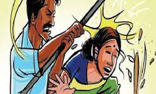 महासमुंद : गाली गलौज करने से मना करने पर शराबियों ने माँ-बेटी को पिटा