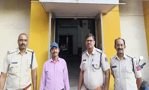 CG CRIME : ट्यूशन के बहाने छात्रा से छेड़छाड़, आरोपी शिक्षक ... - CG Sandesh