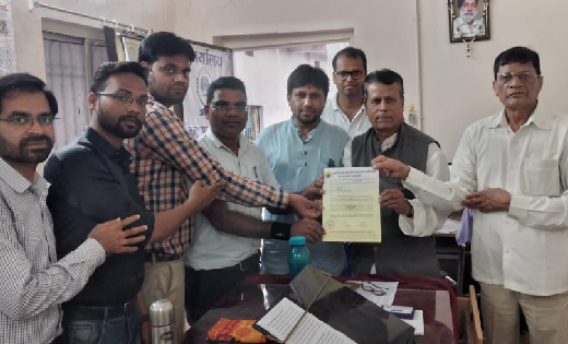 महासमुंद : सर्व समाज समन्वय महासभा छत्तीसगढ़ ने संविदा कर्मचा... - CG Sandesh