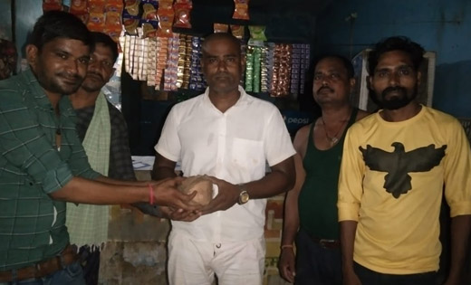 गेंदलाल (हीरू)चौरिसया के पिता आयोध्या  प्रसाद के दशकर्म  में... - CG Sandesh