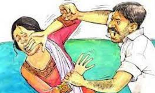 सरायपाली (बलौदा) : सास-बहू के साथ मारपीट कर बहू के कपडे फाड़न... - CG Sandesh