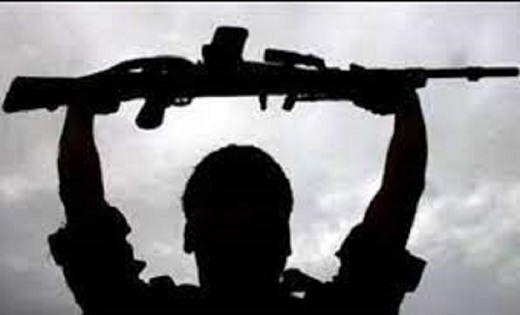5 लाख के इनामी नक्सली ने छोड़ा लाल आतंक का साथ...SP के सामने... - CG Sandesh