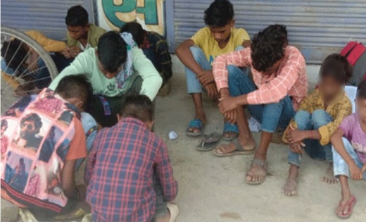 BREAKING : छात्रावास की दीवार फांदकर फरार हुए 11 बच्चे - CG Sandesh