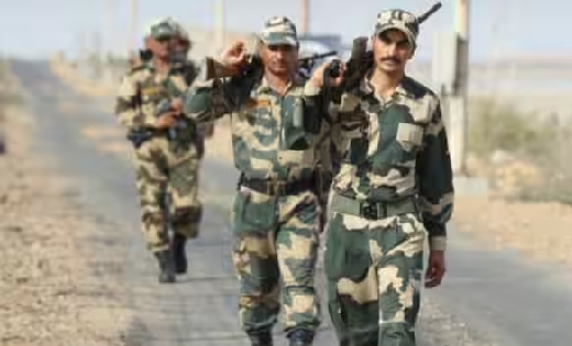 स्वतंत्रता दिवस से पहले बॉर्डर पर पाकिस्तानी घुसपैठिया ढेर, ... - CG Sandesh