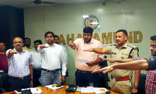 महासमुंद : पूर्व प्रधानमंत्री स्व. राजीव गांधी के जन्मदिवस प... - CG Sandesh