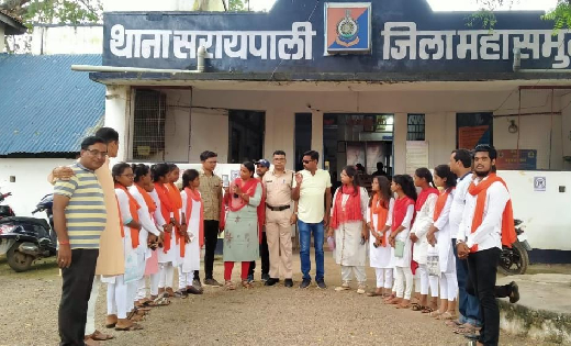 सरायपाली : विश्व हिंदू परिषद दुर्गा वाहिनी की बहनों द्वारा न... - CG Sandesh