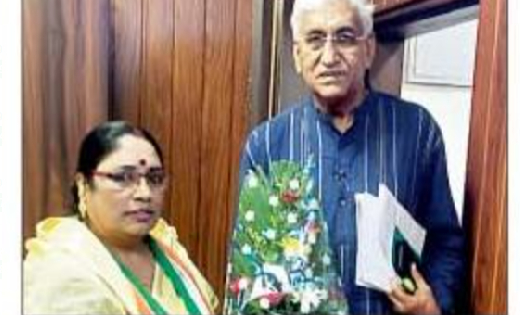 सरायपाली : पूर्व जिला पंचायत सदस्य दुकली बाई तांडी ने उपमुख्... - CG Sandesh