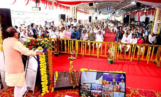 विकसित राष्ट्र की ओर कदम बढ़ा रहा है भारत : प्रधानमंत्री मोदी - CG Sandesh