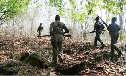 CG : नेता सहित 6 ग्रामीणों का नक्सलियों ने किया अपरहण, डर मे... - CG Sandesh