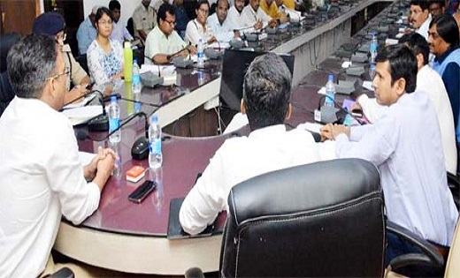 शहर में चलाया जाएगा पट्टा वितरण अभियान...15 दिवस के भीतर बटे... - CG Sandesh
