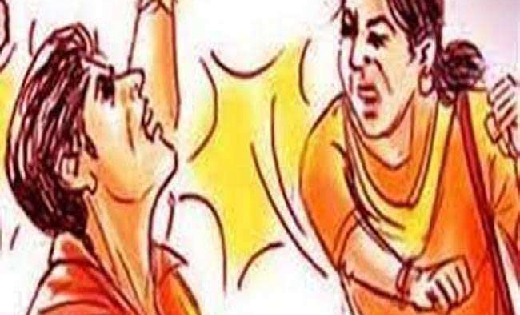 सरायपाली : पति-पत्नी ने मिलकर युवक की थप्पड़ और चप्पल से की प... - CG Sandesh