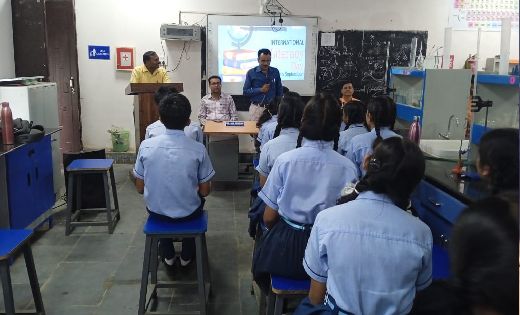 सेजेस बसना में शिक्षक दिवस मनाया गया - CG Sandesh