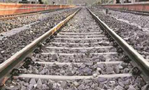 महासमुंद : ट्रेन से कटकर अज्ञात पुरुष की मौत
