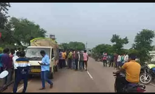 CG : तेज रफ्तार गाड़ी ने युवती को मारी टक्कर...आरोपी वाहन चा... - CG Sandesh