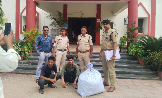 बसना : साढ़े 12 लाख के गांजे के साथ 2 अंतर्राज्यीय तस्कर गिरफ... - CG Sandesh