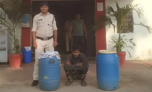बसना : 100  लीटर महुआ शराब के साथ एक गिरफ्तार - CG Sandesh