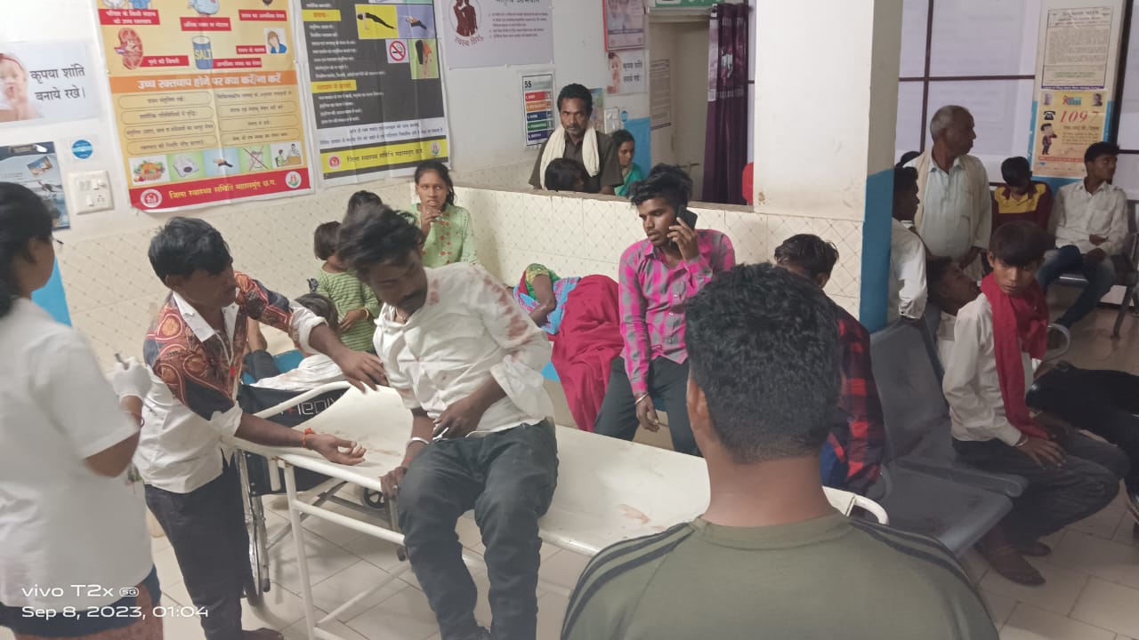 पटेवा : ट्रक ने ट्राली को मारी ठोकर, एक कि मौत! - CG Sandesh