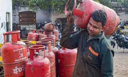LPG सिलेंडर पर मिली बंपर राहत...अब सिर्फ इतने रुपये में खरीद... - CG Sandesh
