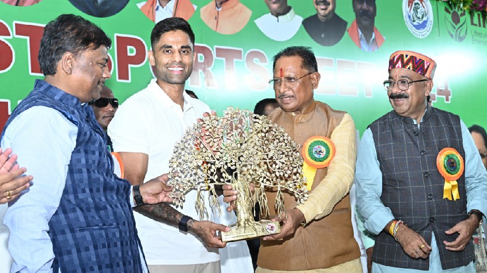 CG : भारतीय T20 क्रिकेट टीम के कप्तान सूर्य कुमार यादव का मु... - CG Sandesh