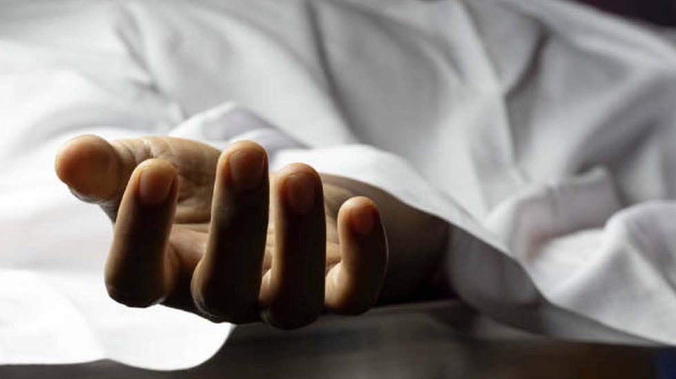बसना : पिकअप ने बाइक को मारी टक्कर, महिला की मौत - CG Sandesh