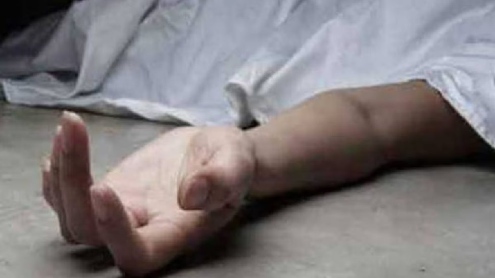 पटेवा : महिला की धारदार हथियार से गला रेतकर हत्या, जांच में ... - CG Sandesh