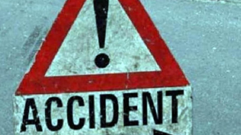 ट्रैक्टर और बाइक के बीच जबरदस्त टक्कर, 2 की मौत... - CG Sandesh