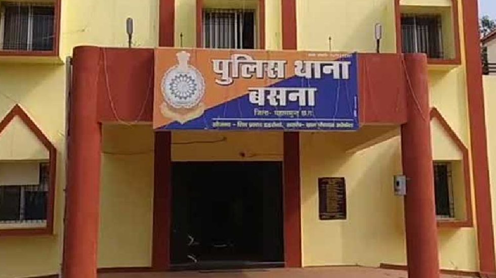 बसना : होटल में अवैध शराब उपलब्ध कराने के मामले में की गई का... - CG Sandesh