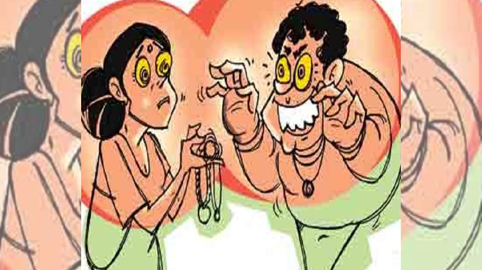 बसना : खुद को पतंजली का कर्मचारी बताकर सोने-चांदी चमकाने के ... - CG Sandesh
