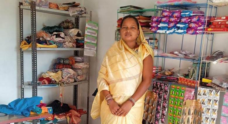 महासमुंद : सफलता की कहानी, आदिवासी महिला सशक्तिकरण योजना से ... - CG Sandesh