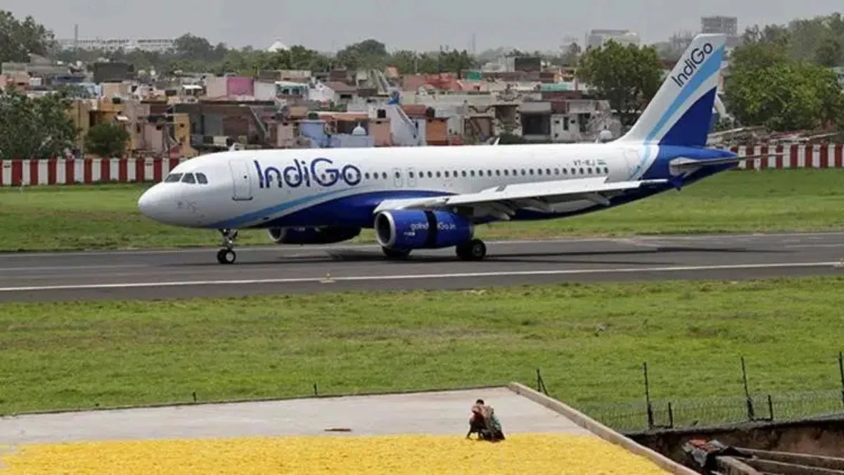 Indigo के 5 विमानों को बम से उड़ाने की धमकी, सभी विमानों की क... - CG Sandesh