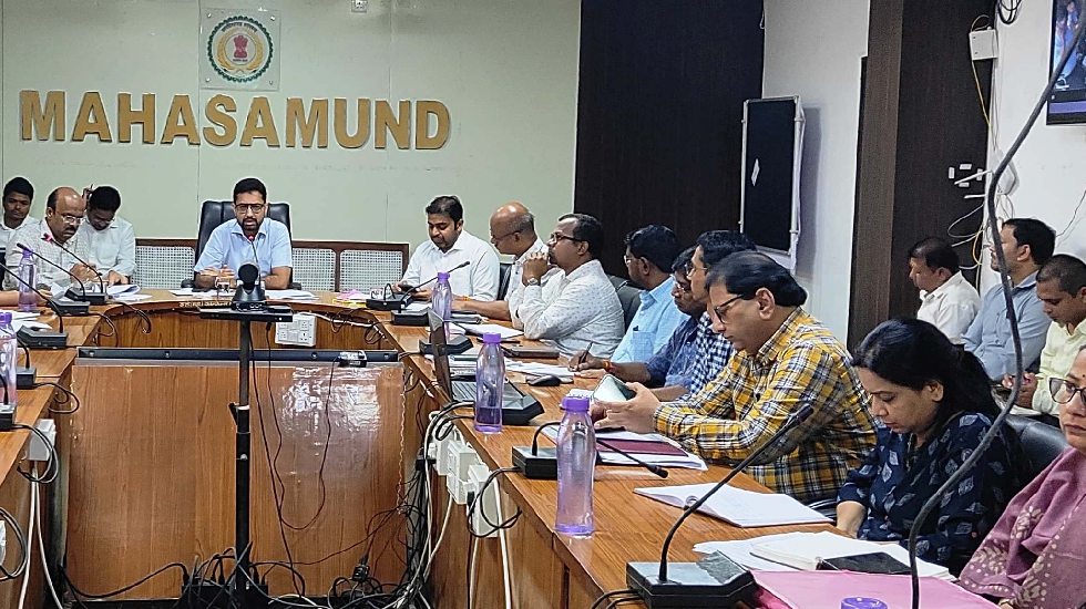 महासमुंद : कलेक्टर ने नशामुक्त भारत अभियान के तहत किए गए कार... - CG Sandesh