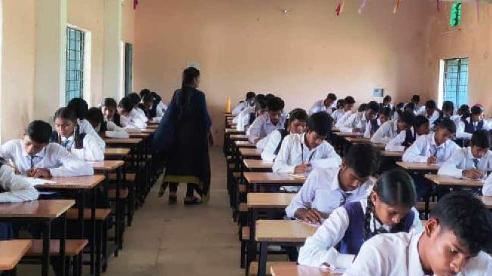 महासमुंद : जिले में शिक्षा गुणवत्ता सुधार हेतु “बढ़ते कदम योज... - CG Sandesh