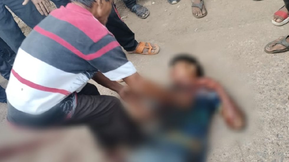 CG : दिनदहाड़े स्कूल के बाहर दोस्त ने की दोस्त की हत्या, तलाश... - CG Sandesh