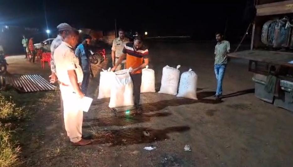महासमुंद : 25 लाख से ज्यादा के गांजे की तस्करी करते अंतर्राज... - CG Sandesh
