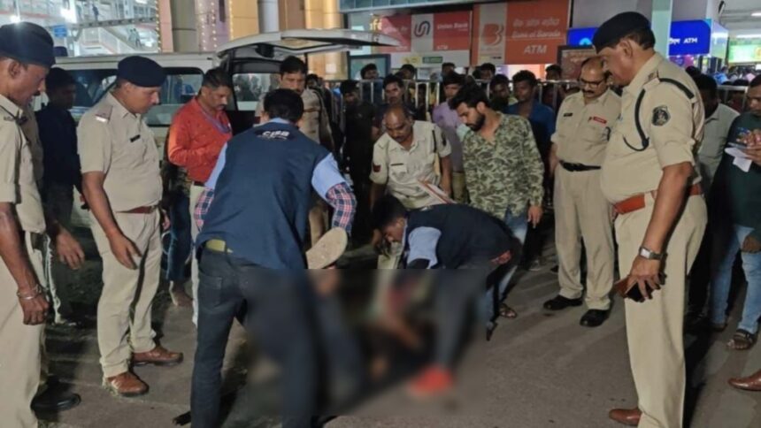 CG : रेलवे स्टेशन में चाकू से गला रेतकर युवक की हत्या - CG Sandesh