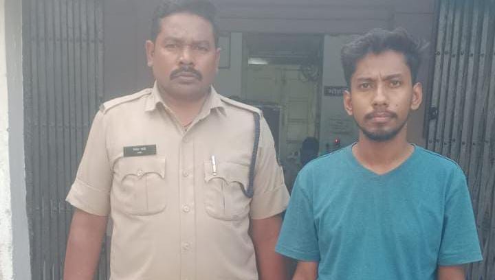 CG : मैं तुमसे बहुत प्यार करता हूँ और तुमसे ही शादी करूँगा, ... - CG Sandesh