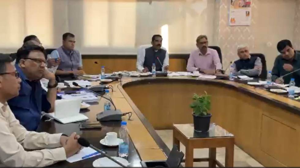 CG : इन वाहनों पर HSRP चिन्ह लगाना अनिवार्य - CG Sandesh
