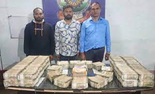 लोकसभा चुनाव से पहले पुलिस की बड़ी कार्रवाई.. 2 करोड़ 64 लाख रुपये कैश जब्त..!