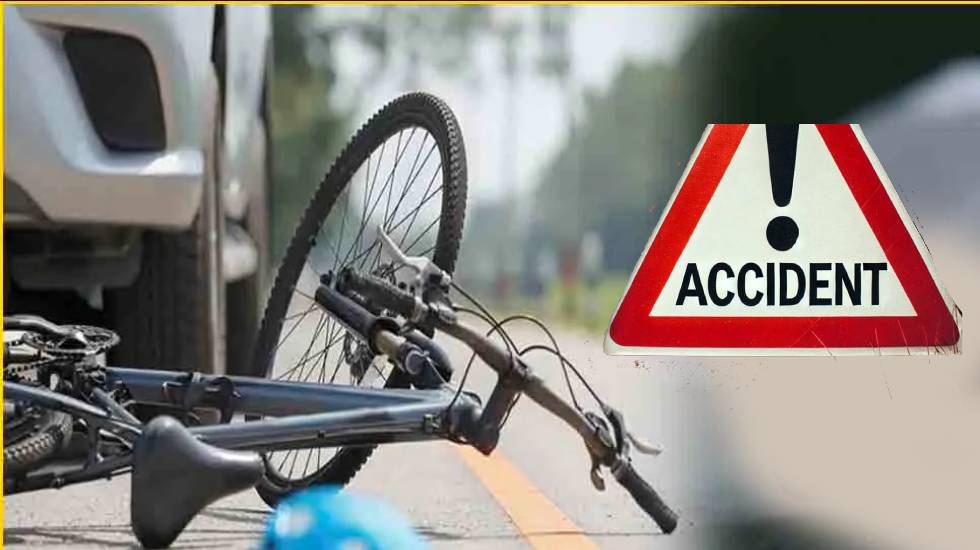 महासमुंद : कार की ठोकर से सायकल सवार घायल