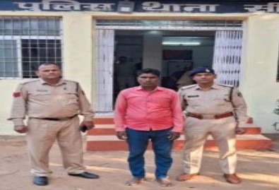 CG : एक छात्र के पिता ने दूसरे छात्र पर किया पेचकस से हमला, ... - CG Sandesh