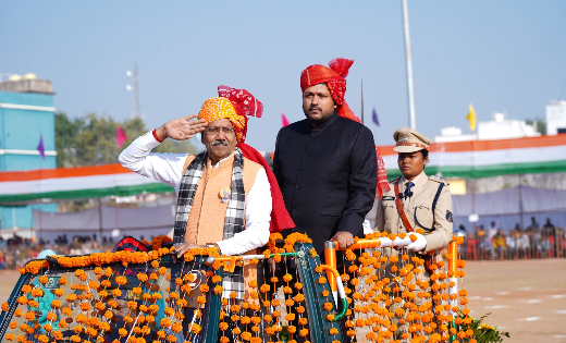 महासमुंद : गणतंत्र दिवस पर शिक्षा मंत्री बृजमोहन अग्रवाल ने ... - CG Sandesh