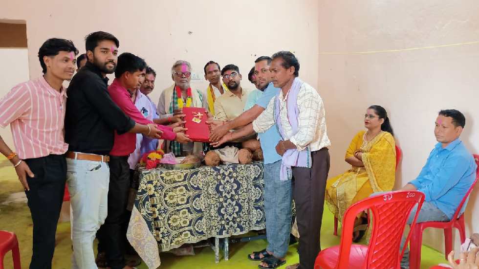 सरायपाली : छात्रावास अधीक्षक पूरन सिंह जगत हुए सेवानिवृत्त - CG Sandesh