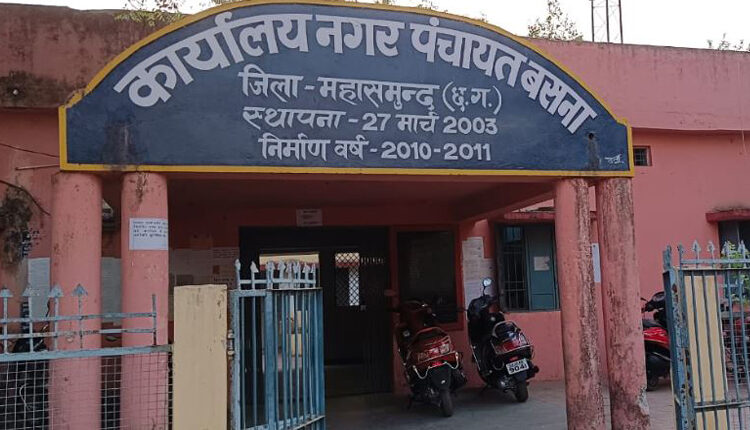 बसना : सडकों से उठाई गई 400 गाय हुई लापता !  माँ से बिछड़ने क... - CG Sandesh
