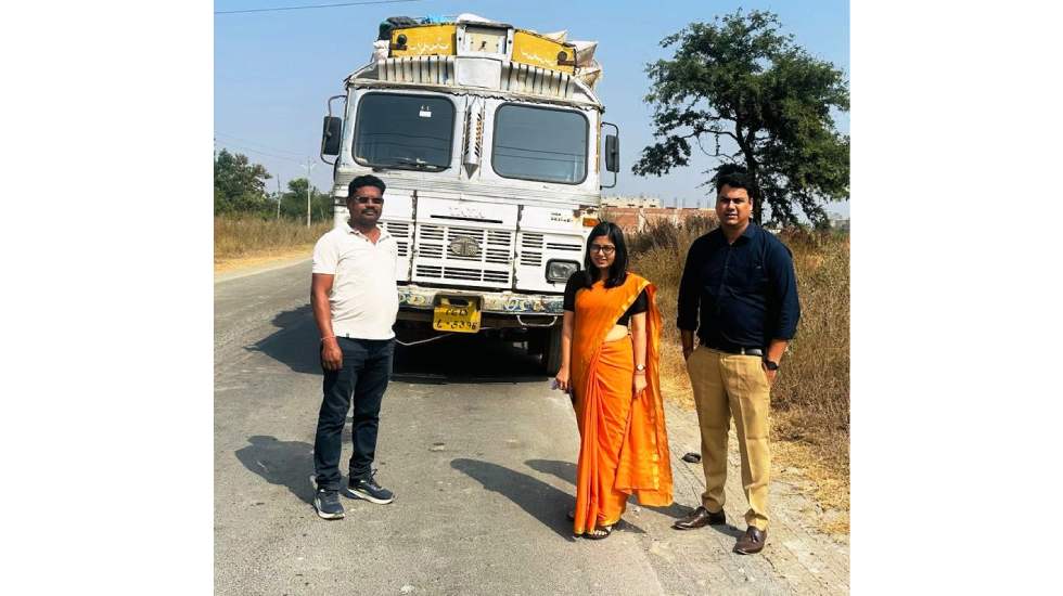 सरायपाली में अवैध धान परिवहन पर कार्रवाई, ट्रक जब्त कर मंडी ... - CG Sandesh