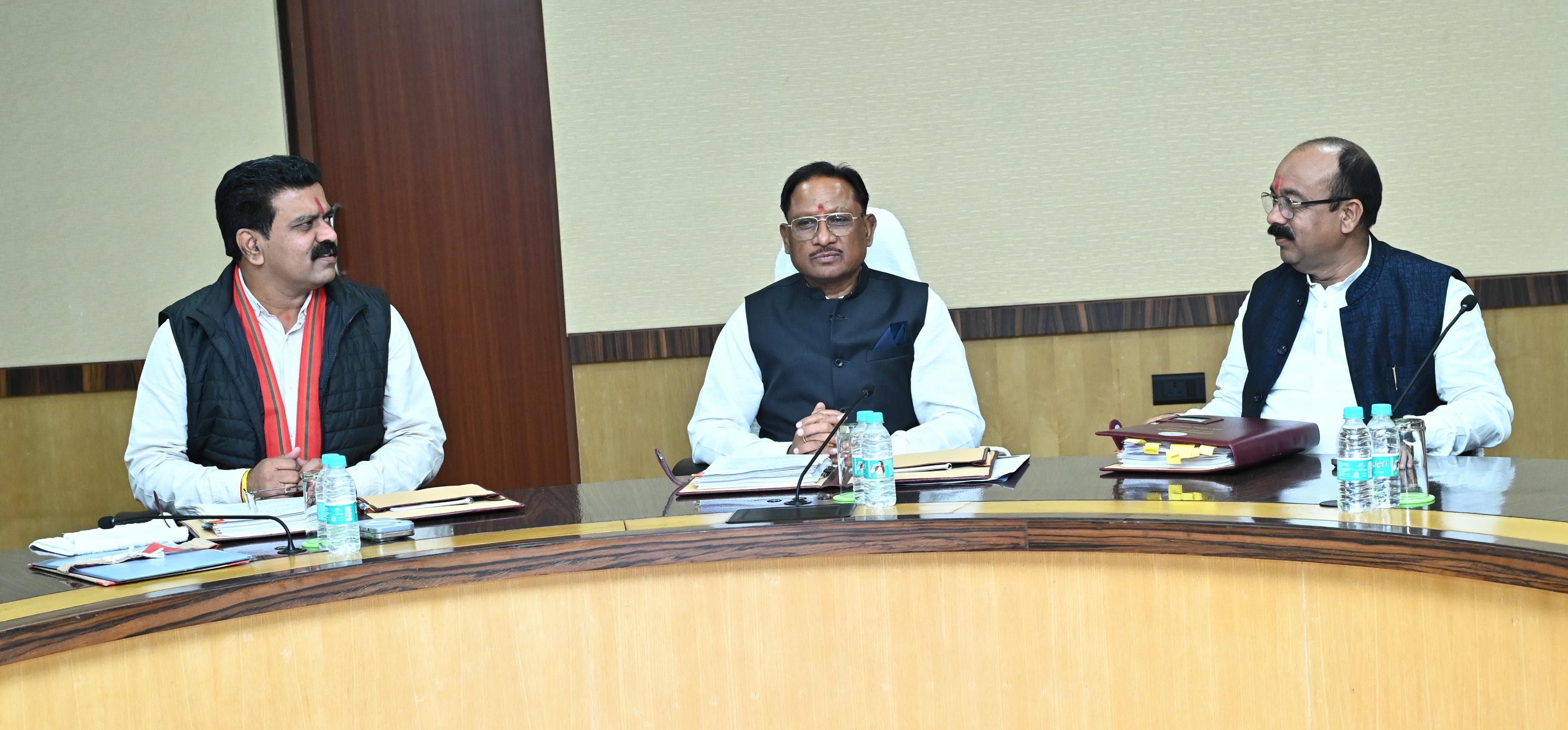 CG ब्रेकिंग : साय कैबिनेट की बैठक संपन्न, किसानों के हित में... - CG Sandesh