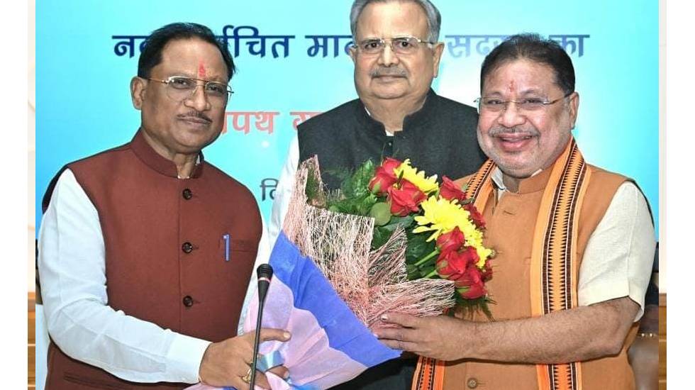 CG : विधानसभा अध्यक्ष डॉ. रमन सिंह ने नवनिर्वाचित विधायक सुन... - CG Sandesh