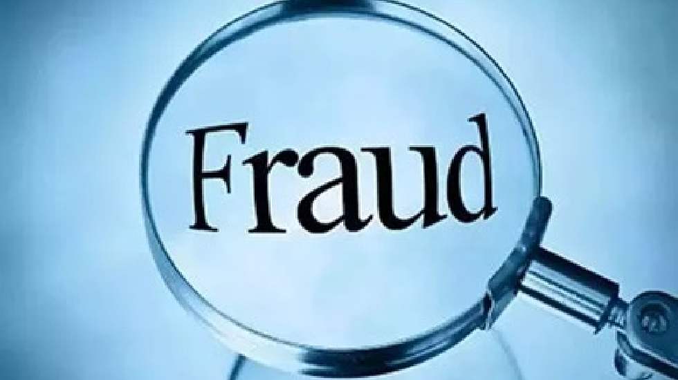 बसना : सोने का जेवर चमकाने का झांसा देकर महिला से ठगी - CG Sandesh